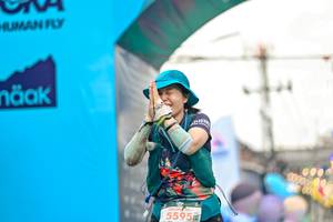 BIB: 5595, 0000
                            <button type="button" onclick="openModal(24883553)" class="btn btn-primary btn-sm float-right btn-popup" data-toggle="modal" data-target=".modal-high-quality">
                        <i class="fas fa-shopping-cart"></i> Add to Cart
                    </button>
                                            <button type="button" onclick="isThisMe(24883553, true)" class="btn btn-success btn-sm float-right btn-popup btn-isme hidden" data-toggle="tooltip" data-placement="bottom" title="นี่คือรูปของคุณใช่ไหม คลิกที่นี่เพื่อเอาเข้าอัลบั้ม">
                        <i class="fas fa-plus"></i> Add to album
                    </button>
                    <button type="button" onclick="isThisMe(24883553, false)" class="btn btn-warning btn-sm float-right btn-popup btn-isnotme hidden">
                        <i class="fas fa-ban"></i> Remove from album
                    </button>